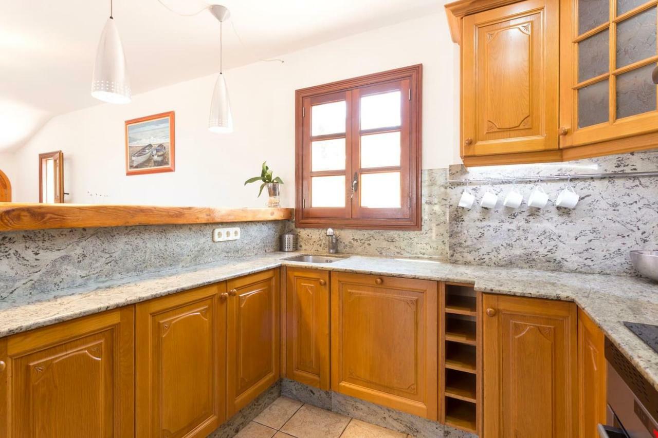 Home In Tramuntana Port des Canonge エクステリア 写真